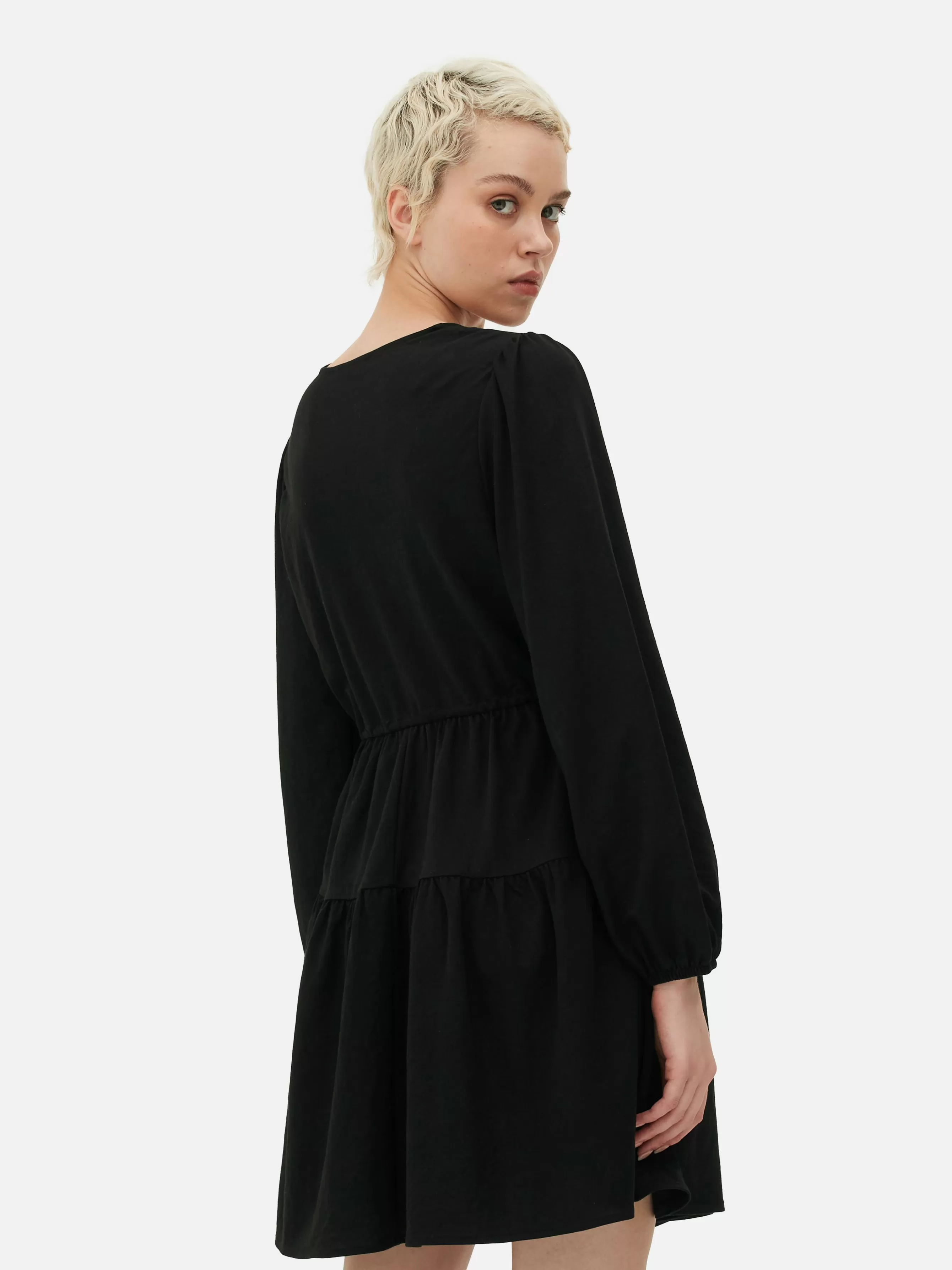 New Primark Mini Robe à Smocks Avec Col En V Et Liens à Nouer Noir