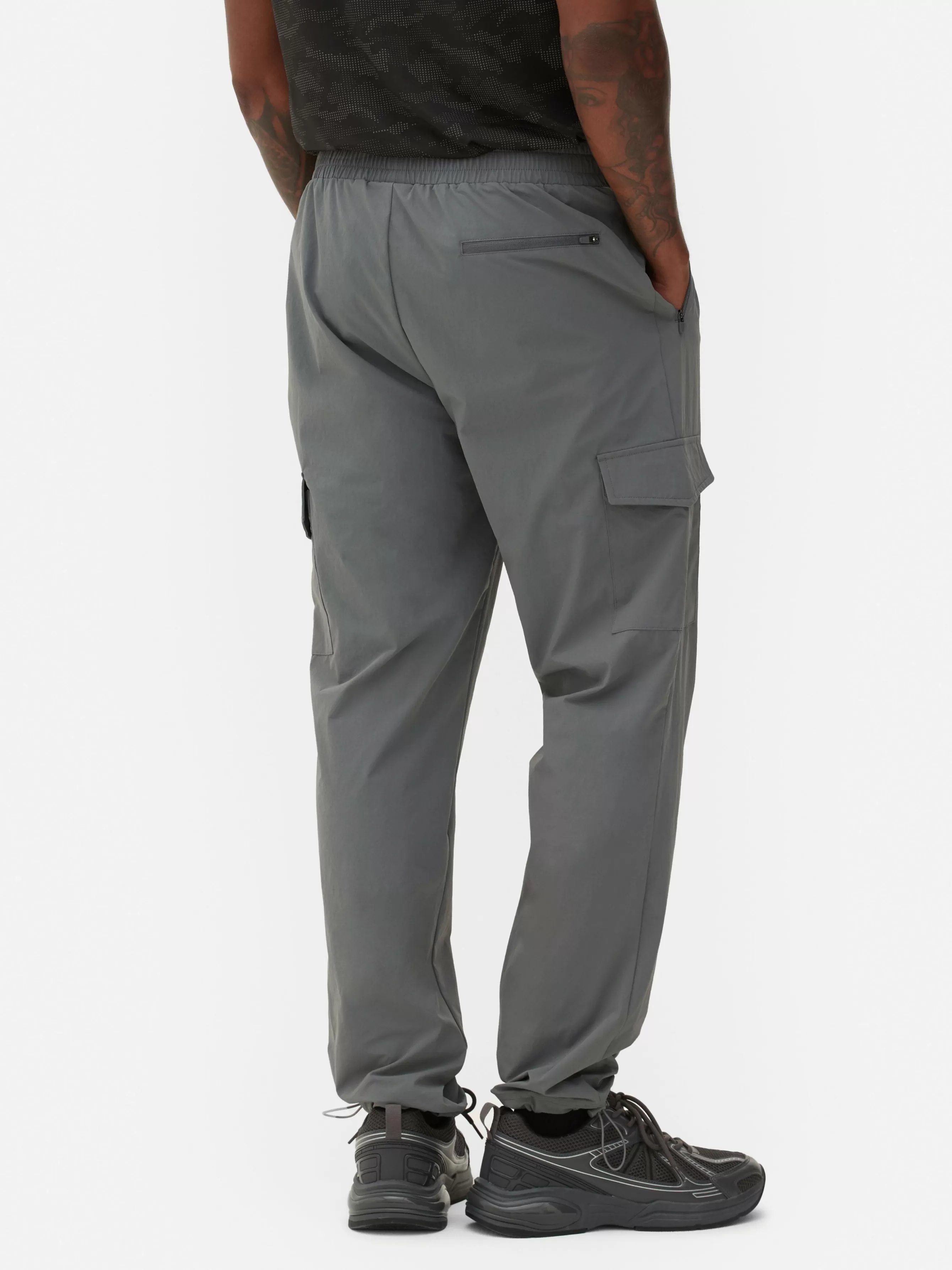 Sale Primark Pantalon Cargo Resserré Aux Chevilles Avec Bloque-cordon Anthracite